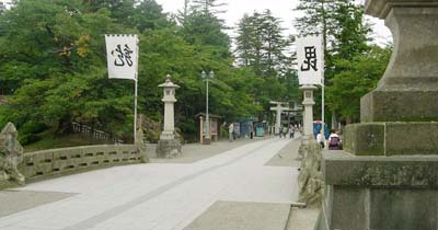 
上杉神社参道入口